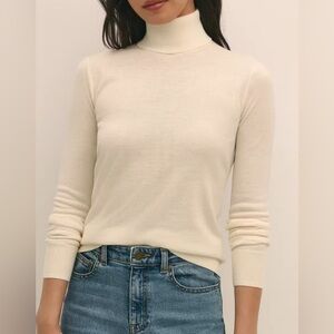 Extra Fine Merino Wool Turtleneck Sweater Brooks Brothers Size Medium Cream